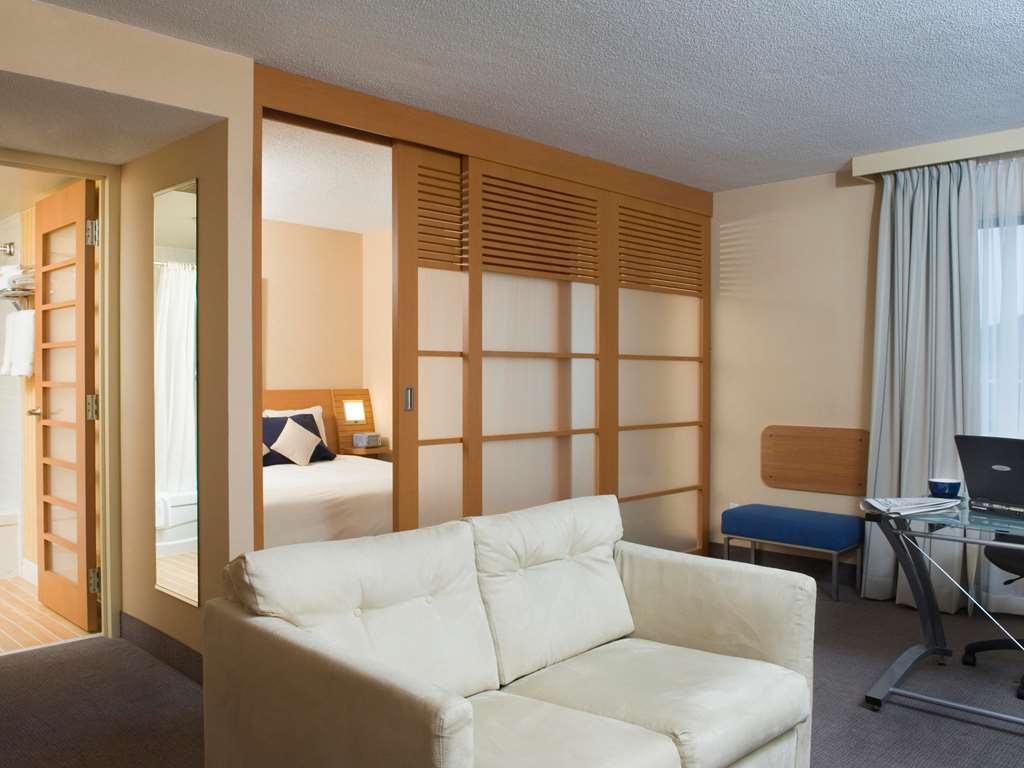 Doubletree By Hilton Downtown Ottawa