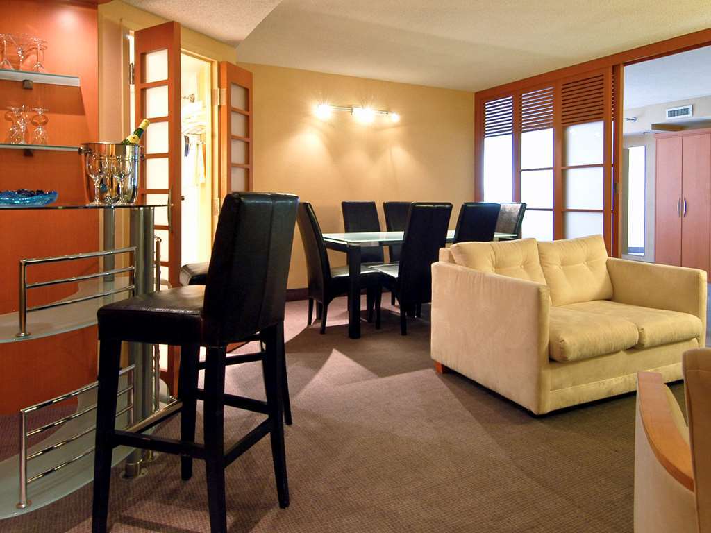 Doubletree By Hilton Downtown Ottawa